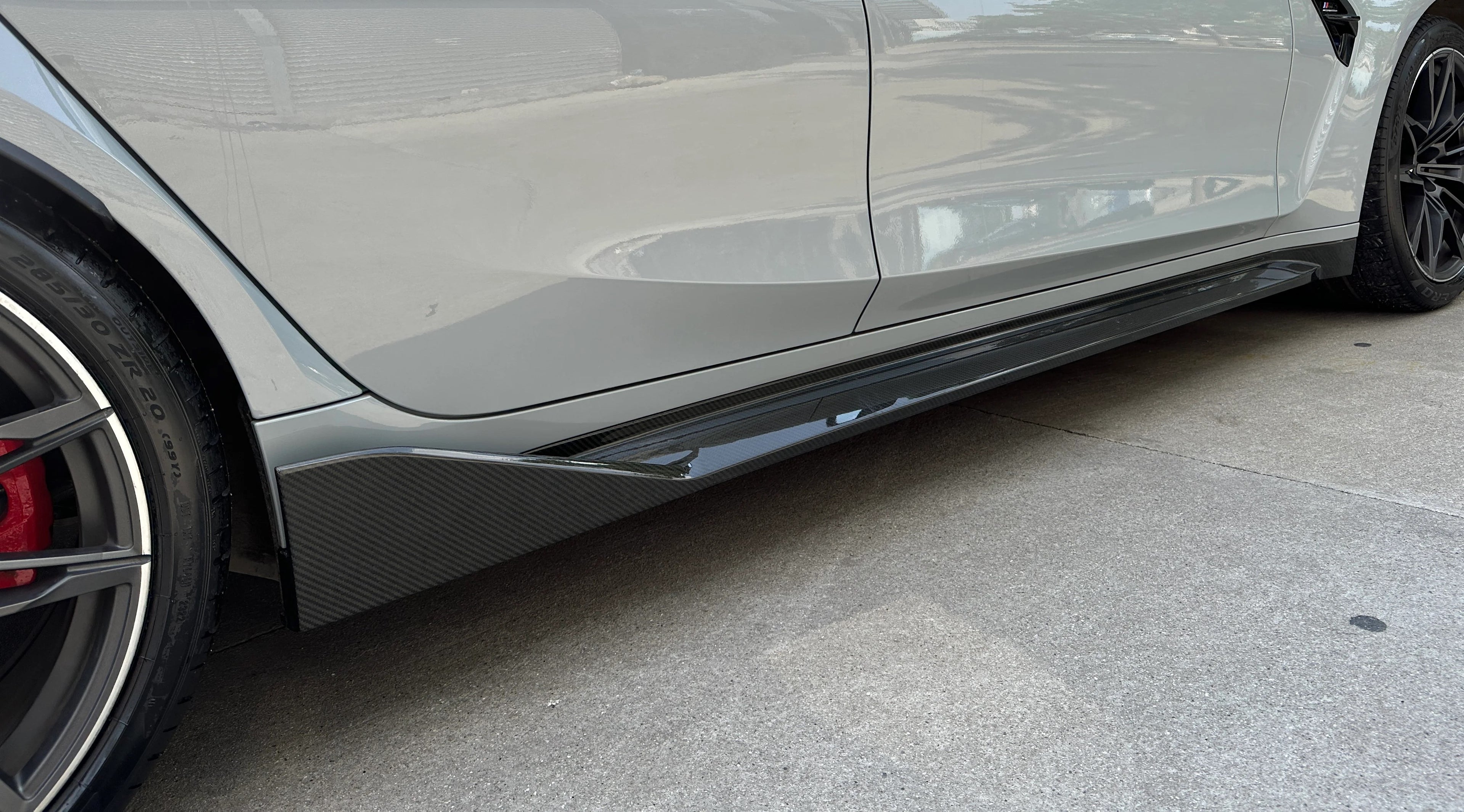 For BMW M3 M4 G80 G82 G83 2021+ Dry Carbon Fiber Side Skirt Set MP Style